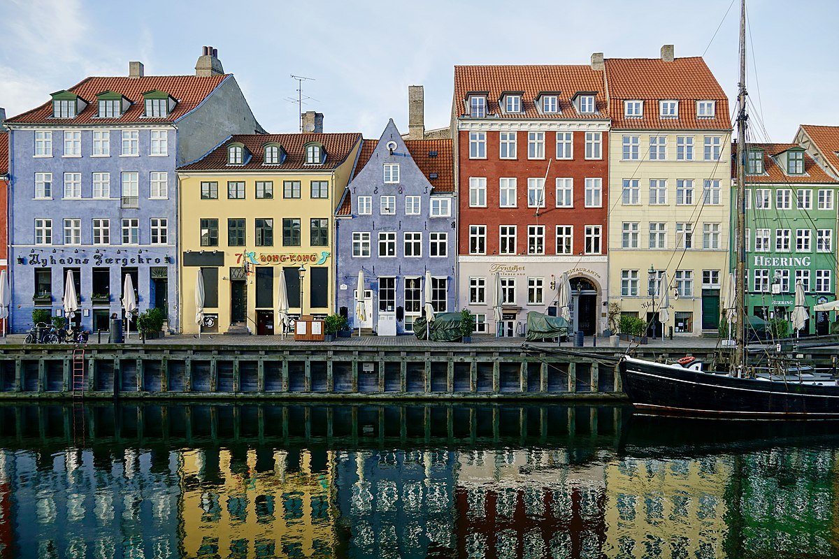 Forbryderjagt i Nyhavn - Solve a Mystery - Nordisk Spil