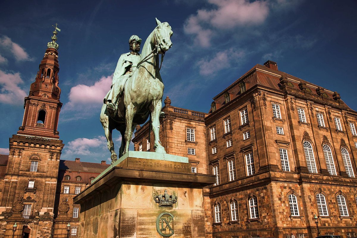 Mordet ved Christansborg Slot - Solve a Mystery - Nordisk Spil